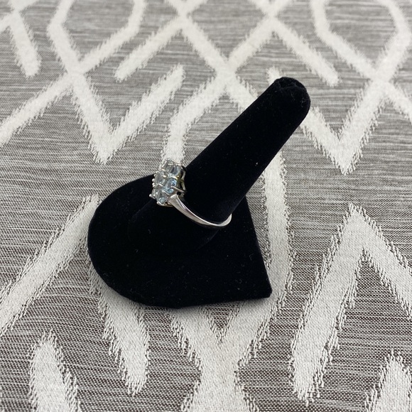 Sterling Silver Floral Ring with Light Blue Stones 925 Stamped - Picture 3 of 5